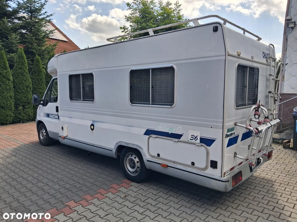 Toyota Hilux polycompsit loge mobile - 3