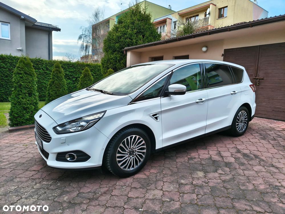 Ford S-Max 2.0 EcoBlue Titanium - 2