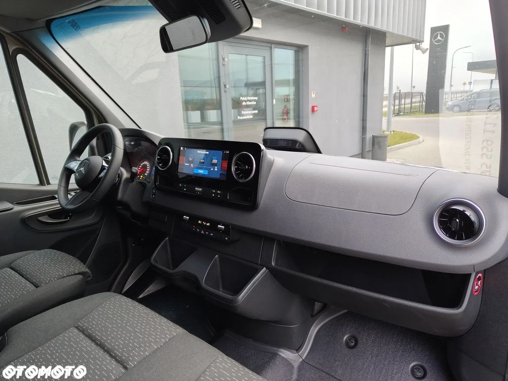 Mercedes-Benz Sprinter 319 CDI Doka 3665 mm - Skrzynia z Plandeką - 10