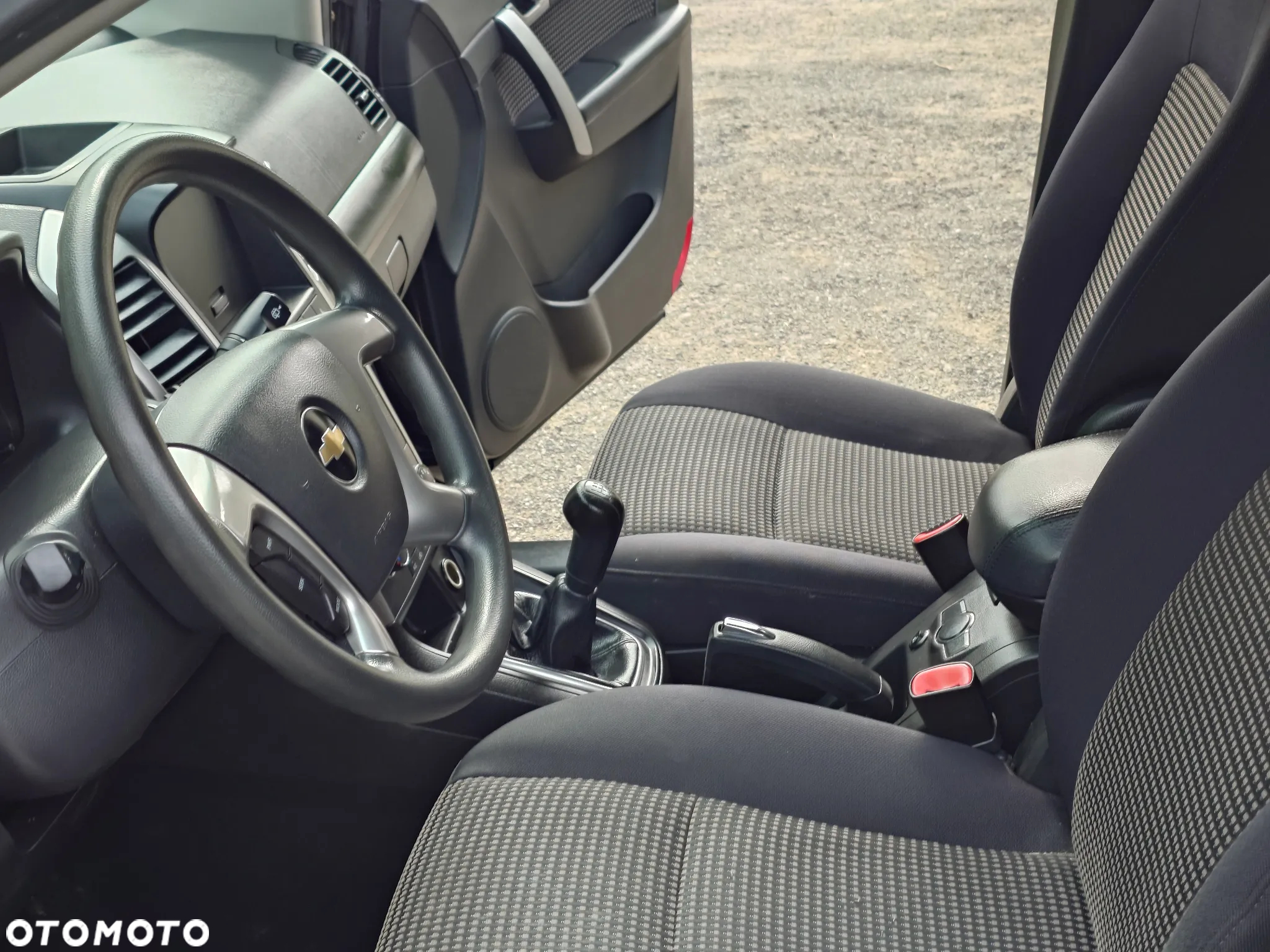 Chevrolet Captiva 2.4 LS - 14