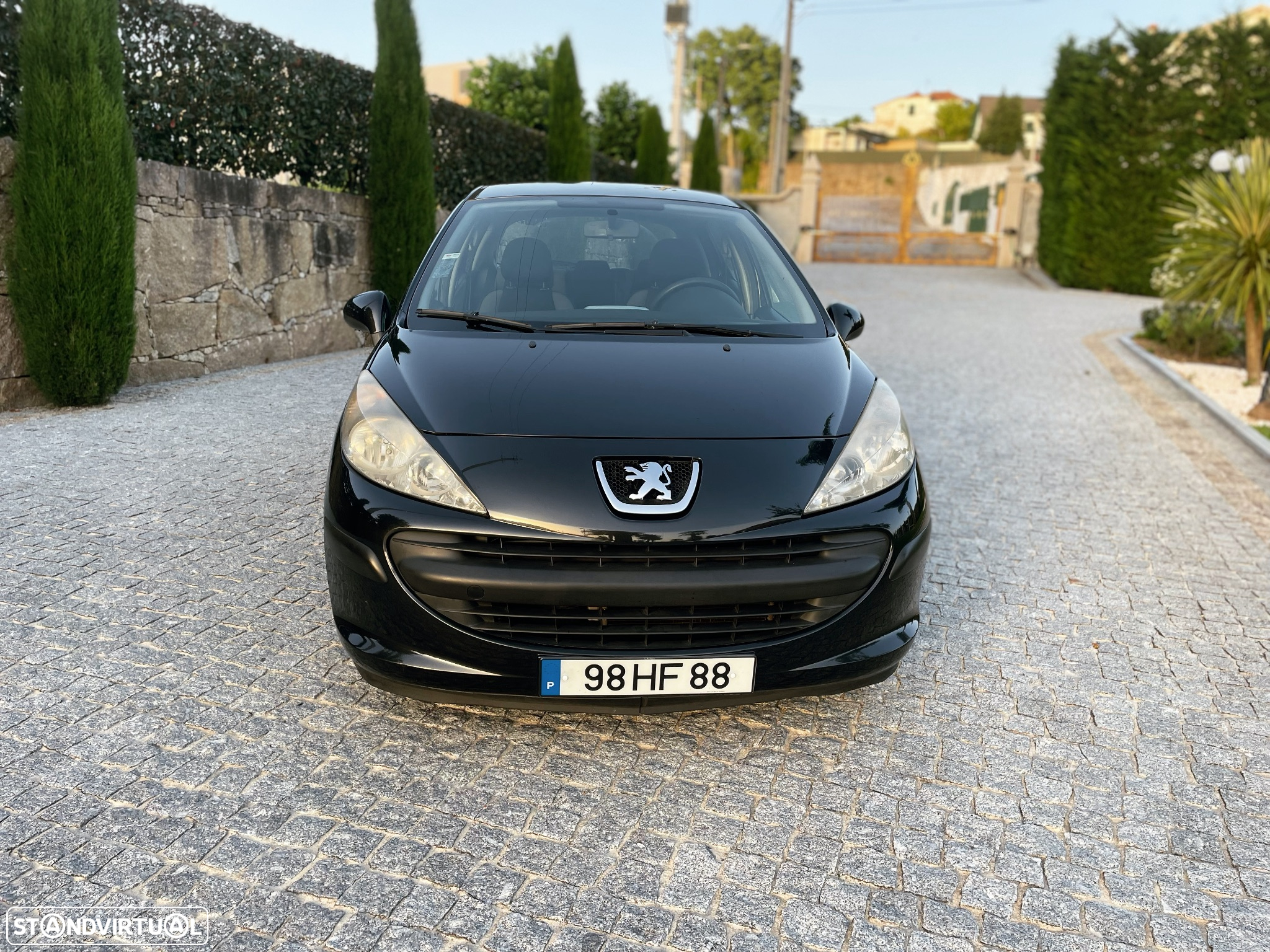 Peugeot 208 - 3