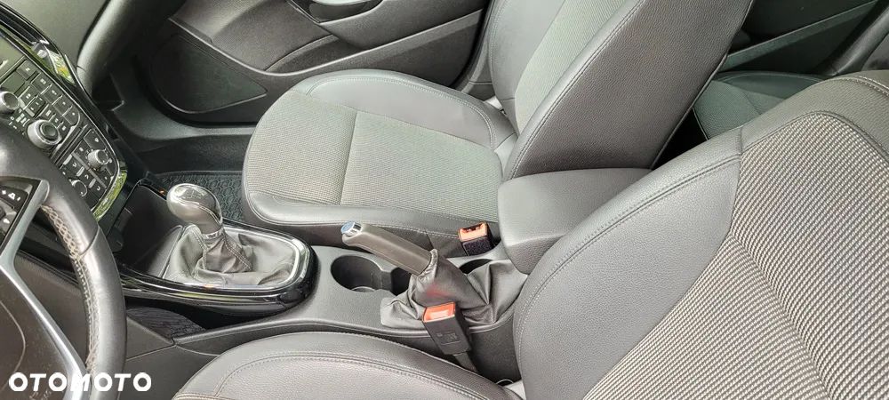 Opel Astra 1.6 CDTI Cosmo - 15