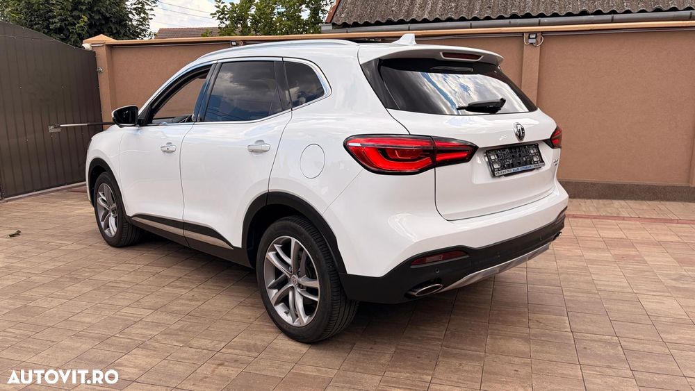 MG EHS Luxury - 29