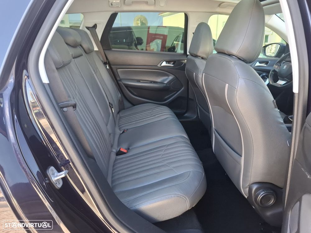 Peugeot 308 SW BlueHDi 120 Stop & Start Allure - 34
