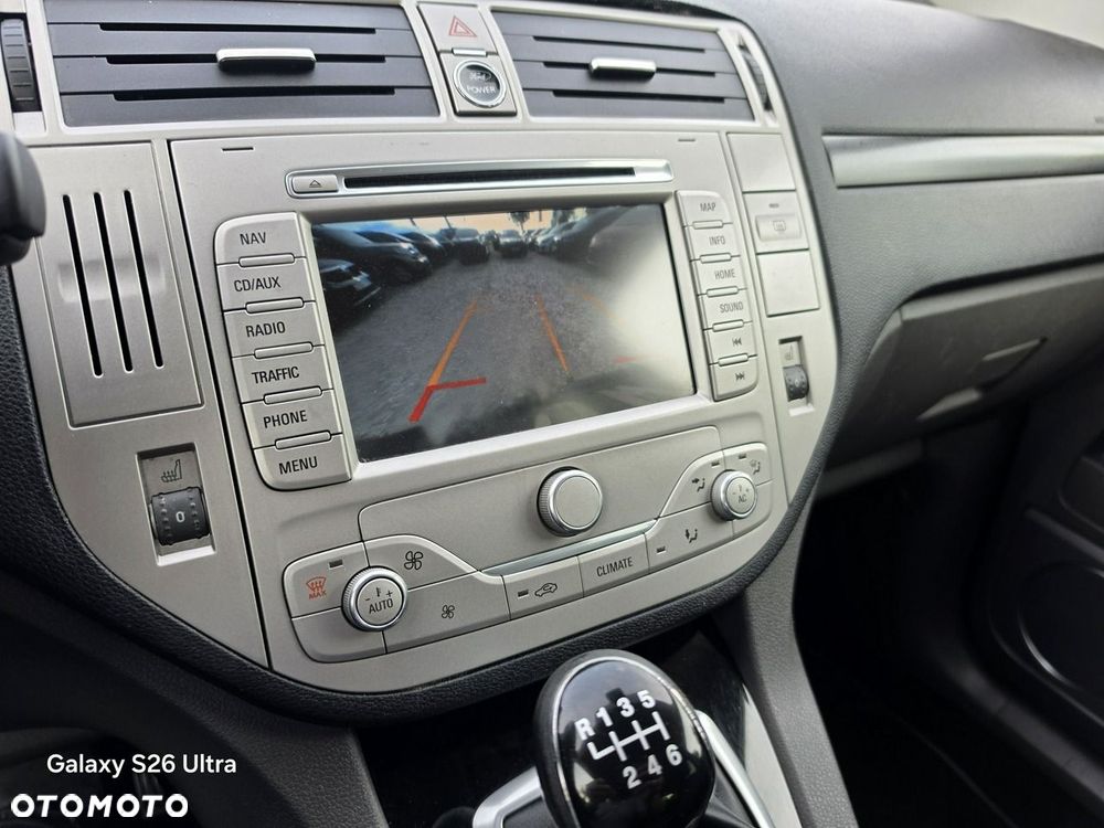 Ford Kuga 2.0 TDCi 4x4 Titanium - 38