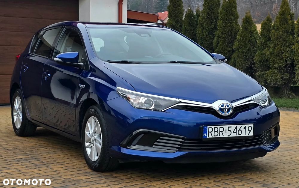 Toyota Auris - 12