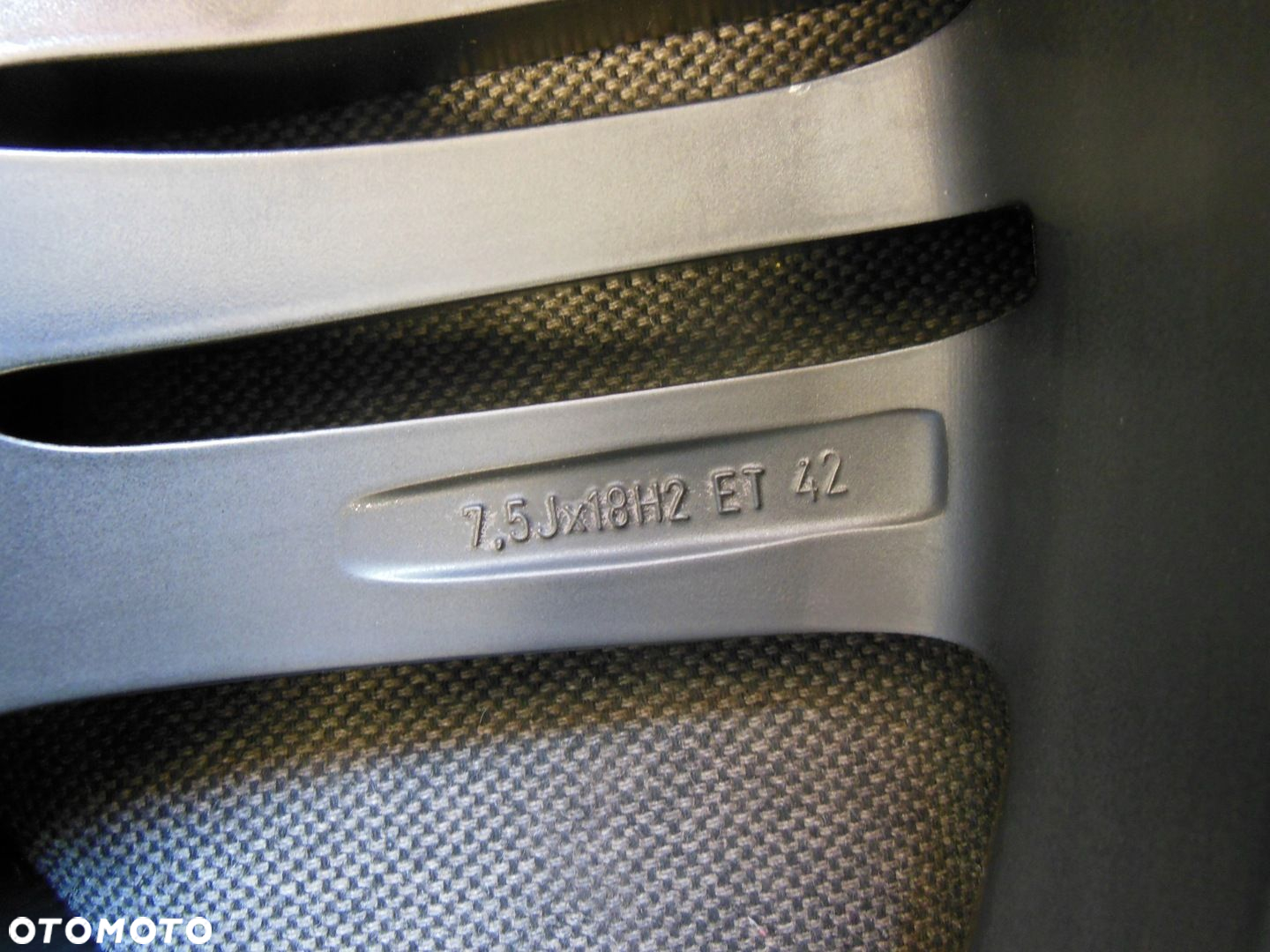 ALU FELGA 5X105 18" ET42 57R8755 - 6