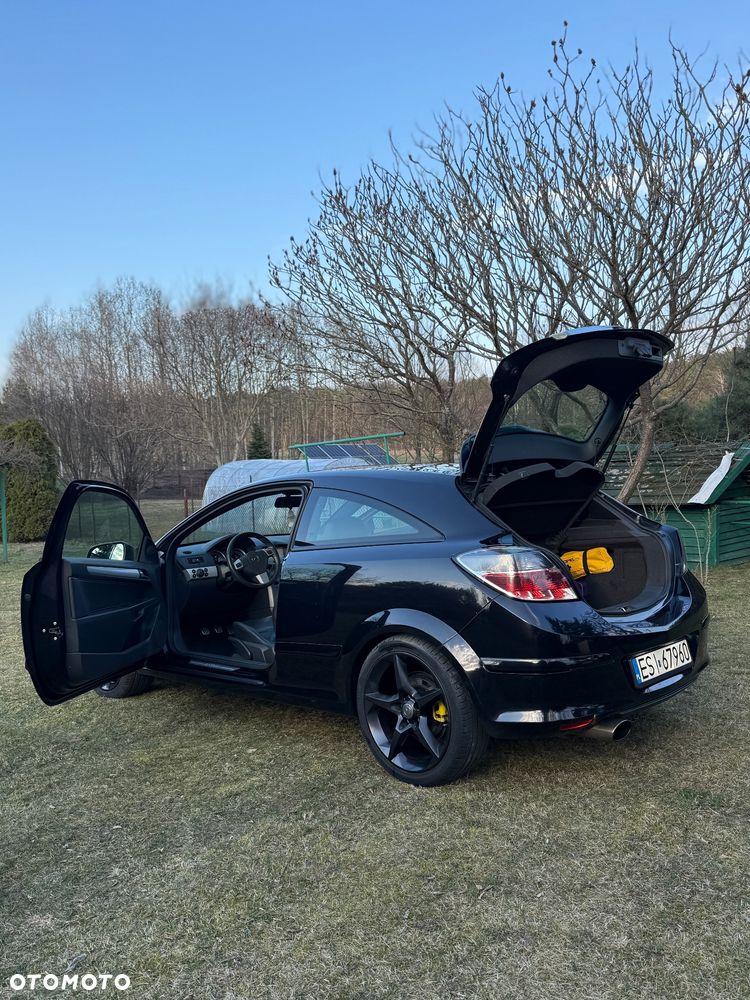 Opel Astra 2.0 T Sport - 14