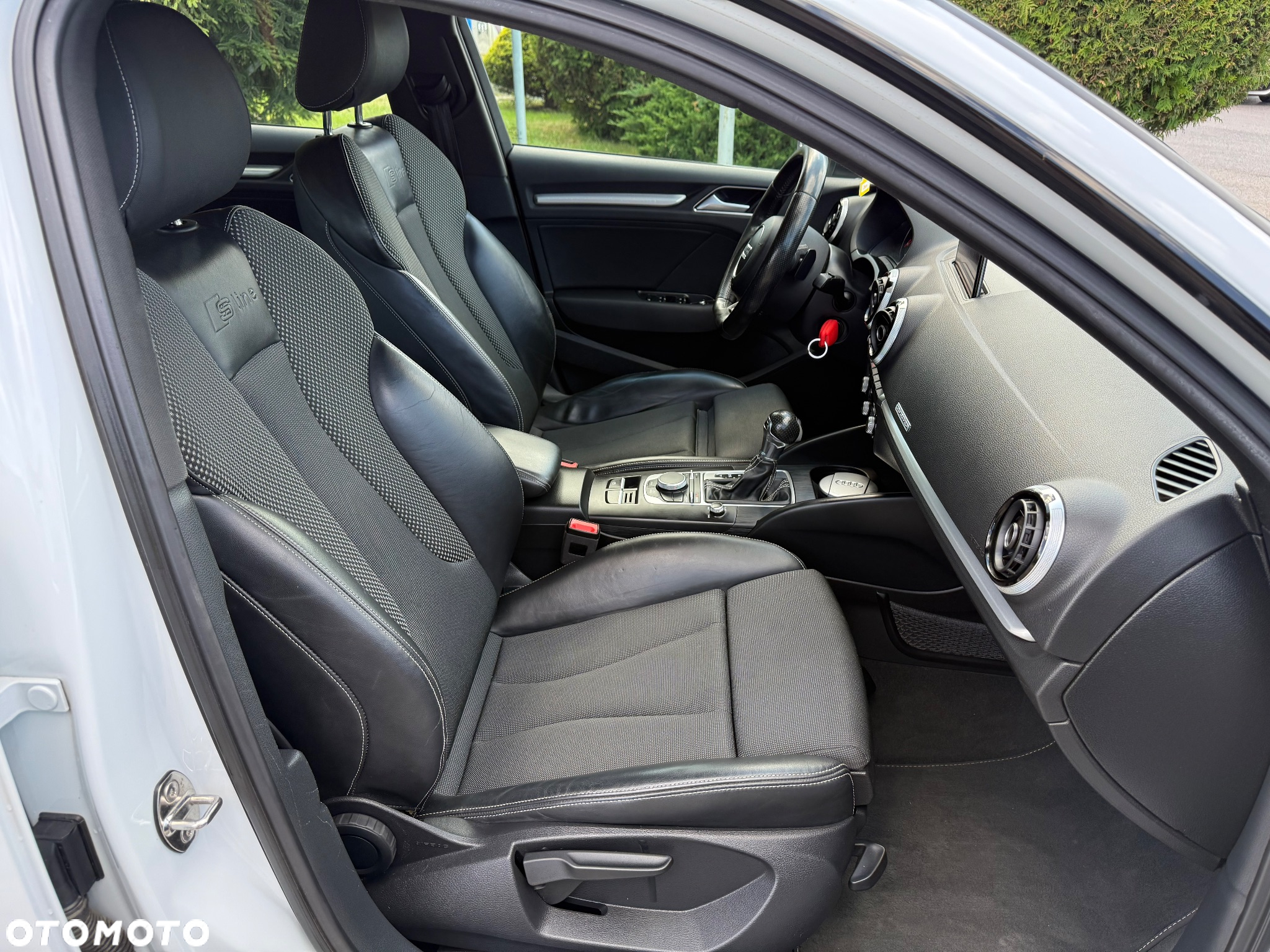 Audi A3 Sportback 2.0 TDI (clean diesel) quattro S tronic S line Sportpaket - 9