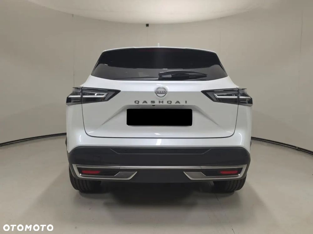 Nissan Qashqai 1.3 DIG-T mHEV 4x4 N-Connecta Xtronic - 4