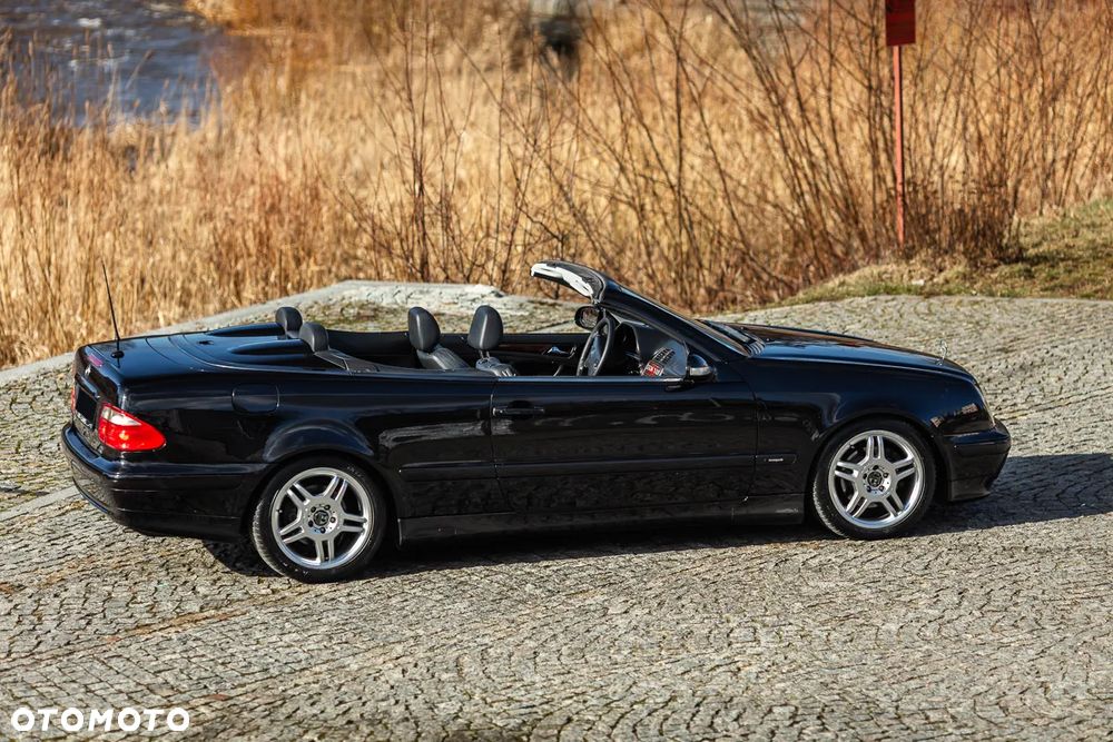 Mercedes-Benz CLK - 3