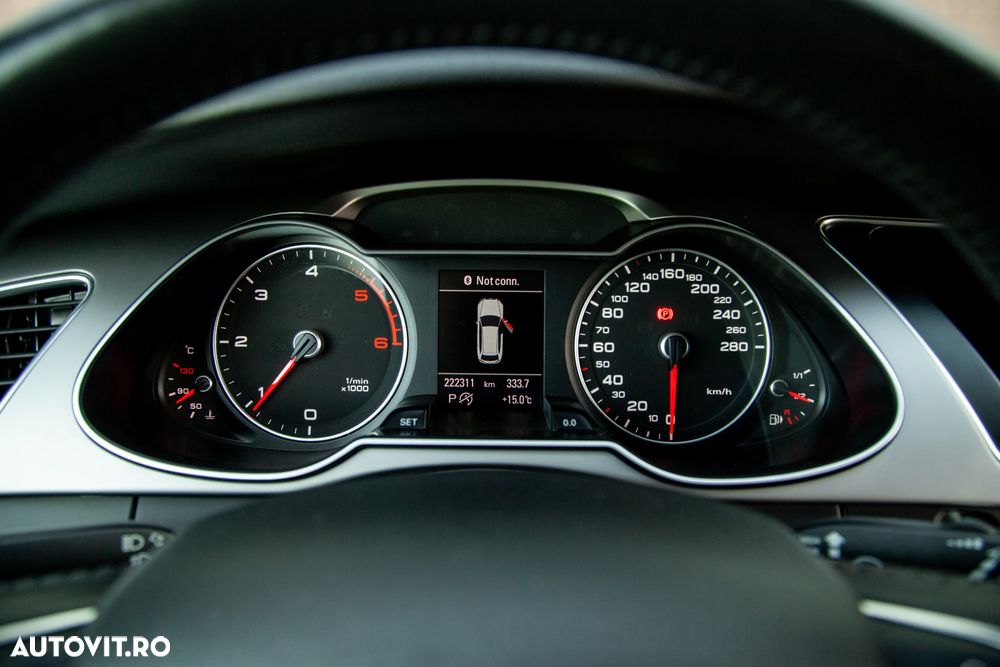 Audi A4 Avant 2.0 TDI DPF multitronic Ambiente - 25