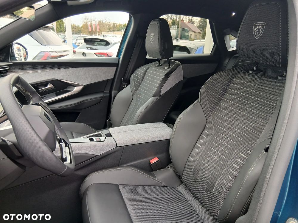 Peugeot 3008 1.2 PureTech mHEV GT E-DCS6 - 7