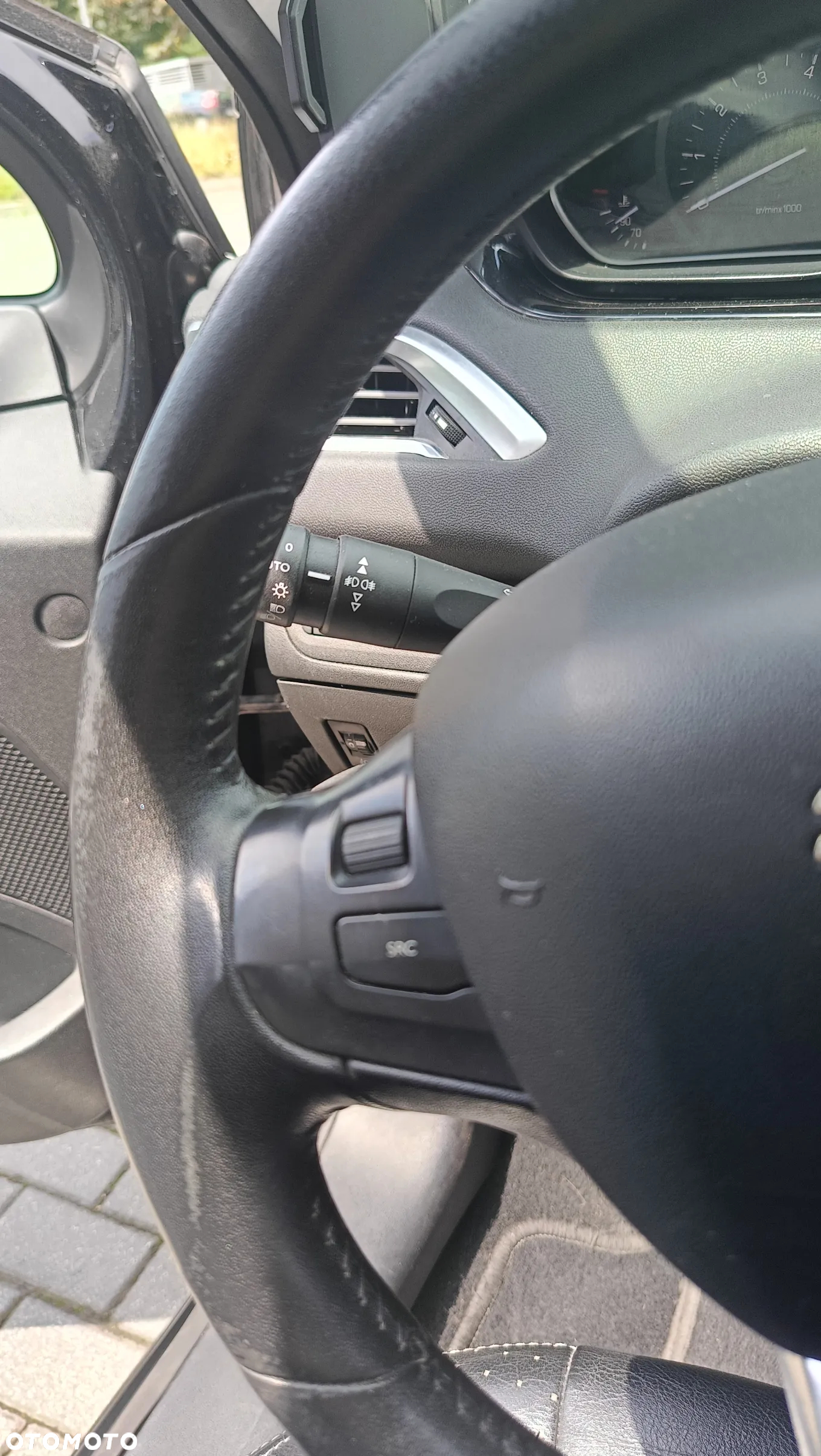 Peugeot 208 1.6 VTi Allure - 9