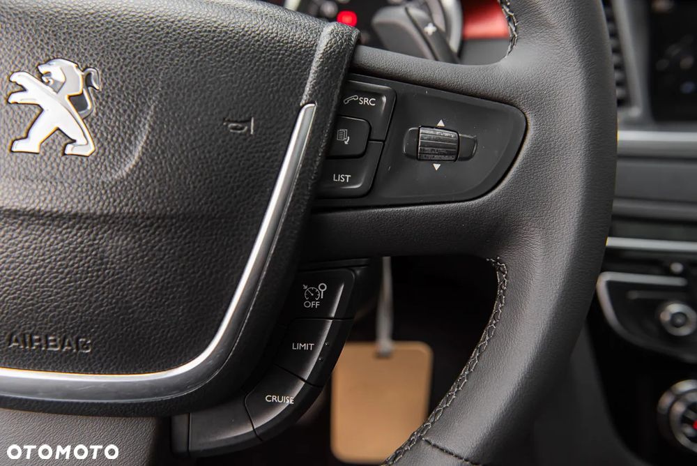 Peugeot 508 RXH 2.0 HDi HYbrid4 - 22