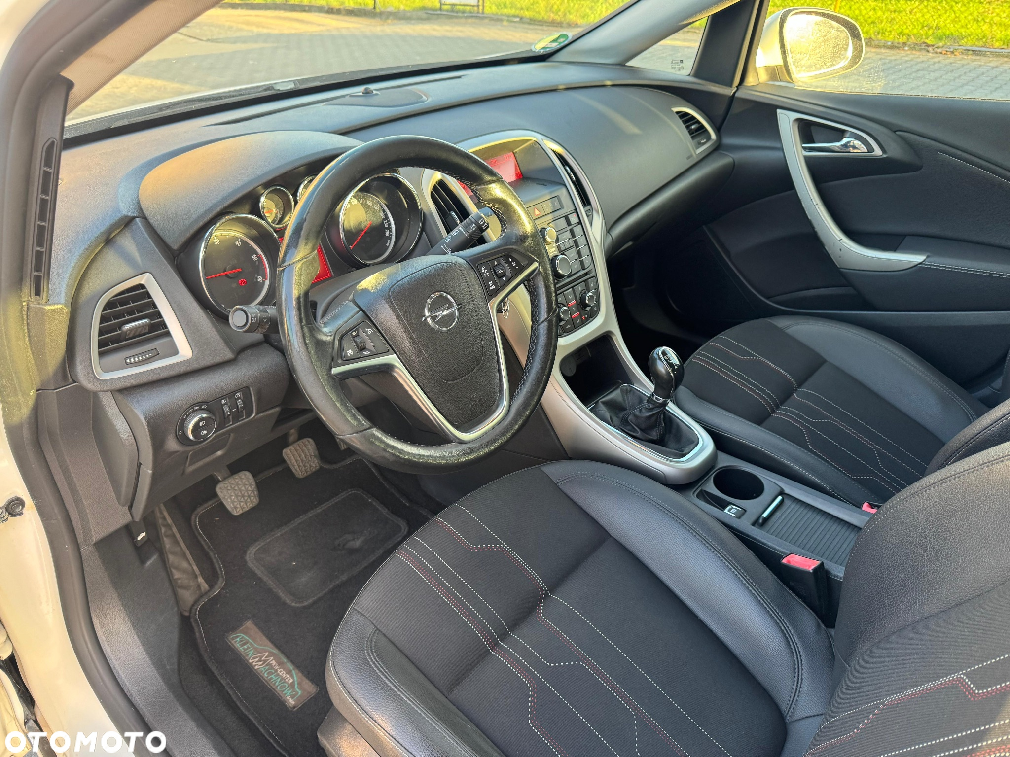 Opel Astra 1.7 CDTI DPF 150 Jahre - 9