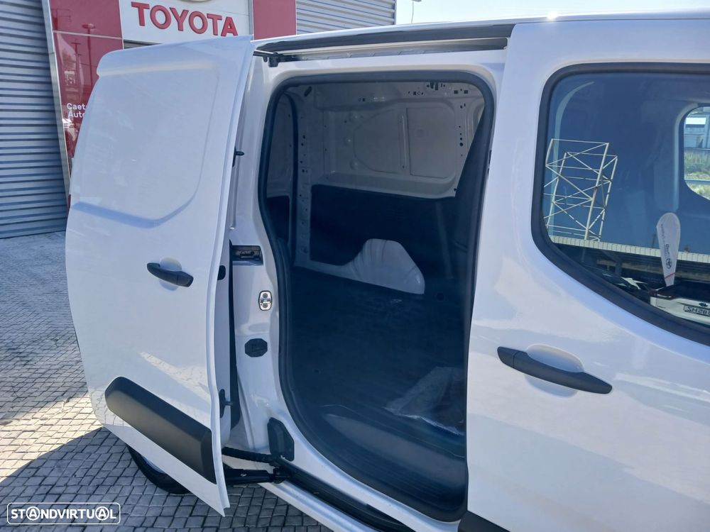 Toyota Proace - 13
