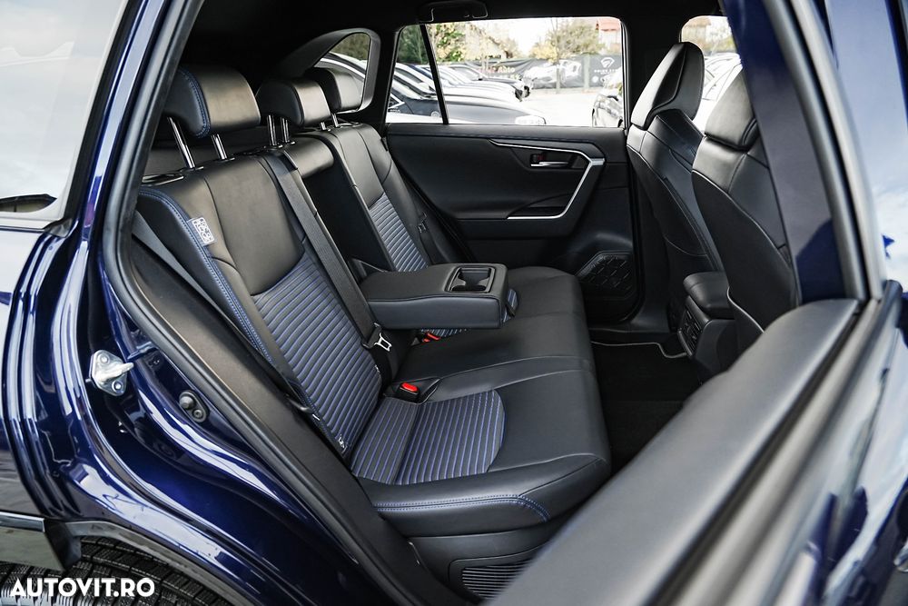 Toyota RAV4 2.5 4x4 Hybrid Style Selection - 16