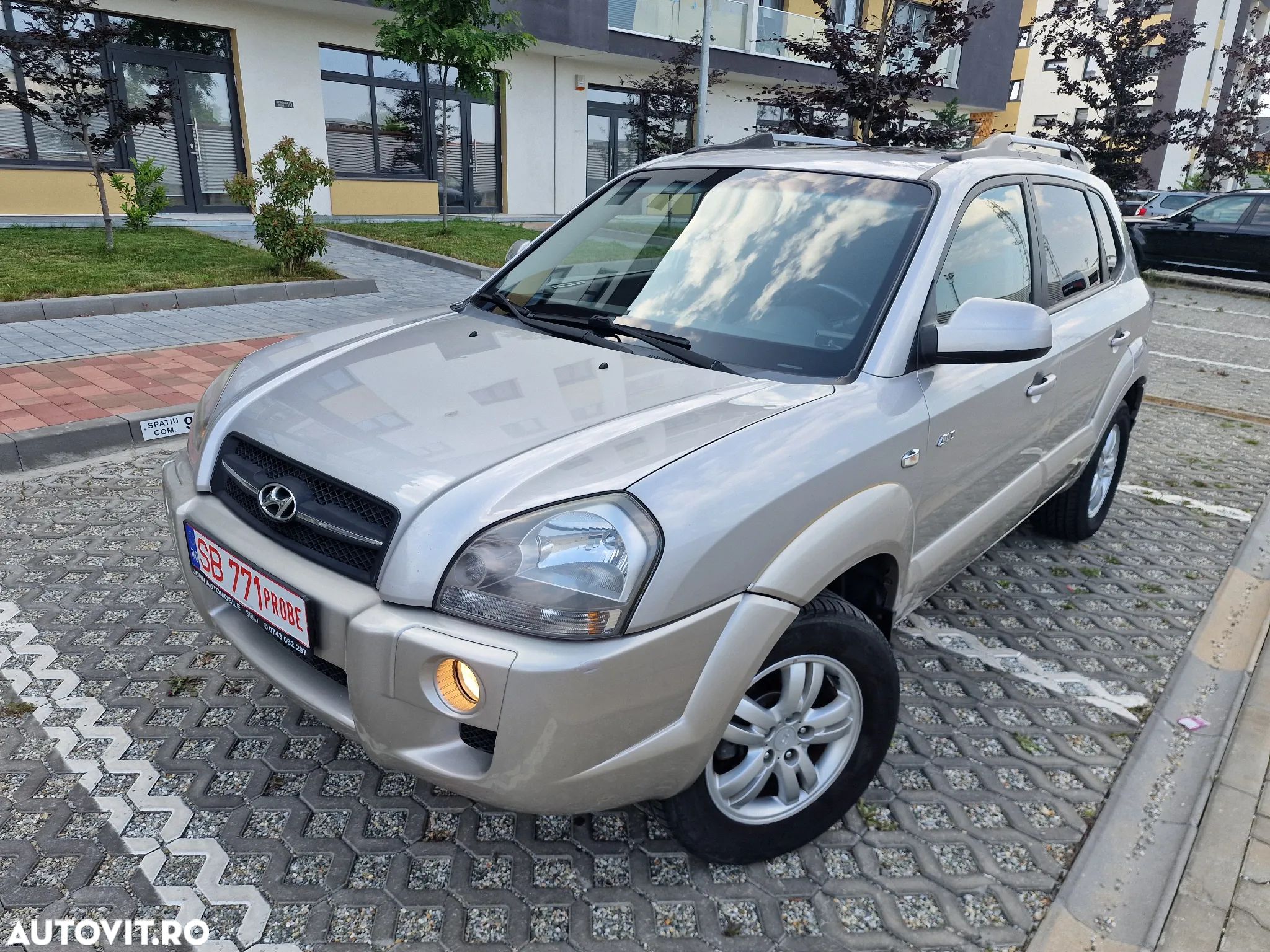 Hyundai Tucson 2.0 CRDI VGT GLS 4WD MT PREMIUM - 1