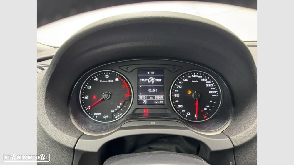 Audi A3 Sportback 1.0 TFSI Design - 13