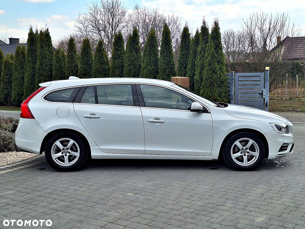 Volvo V60 D3 Geartronic RDesign - 3