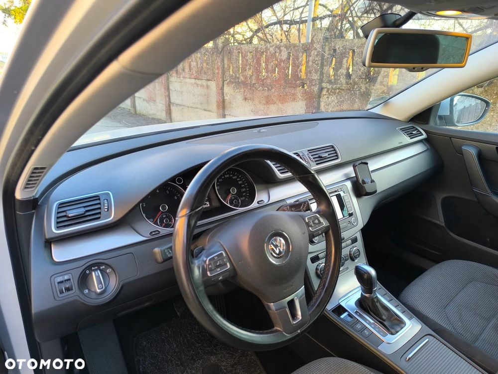Volkswagen Passat 1.4 TSI DSG BlueMotion Technology Highline - 21