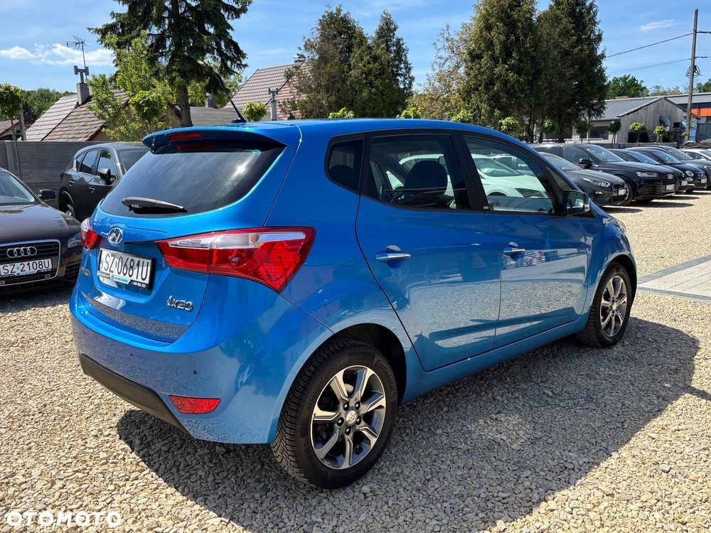 Hyundai ix20 1.4 blue - 8