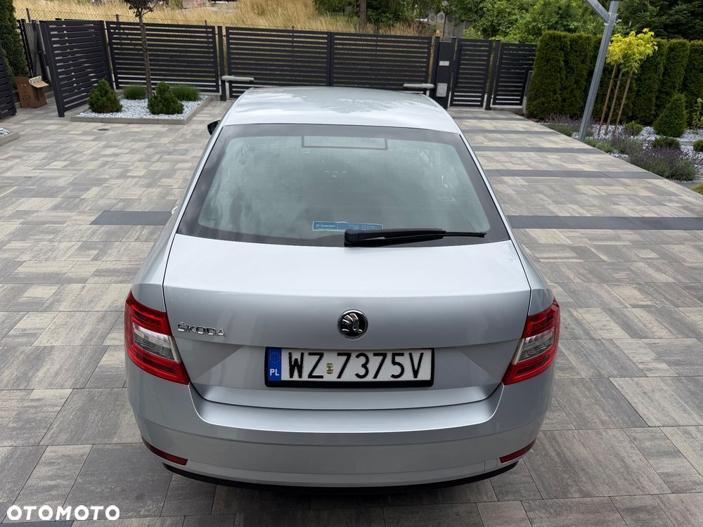 Skoda Octavia 2.0 TDI Ambition DSG - 14