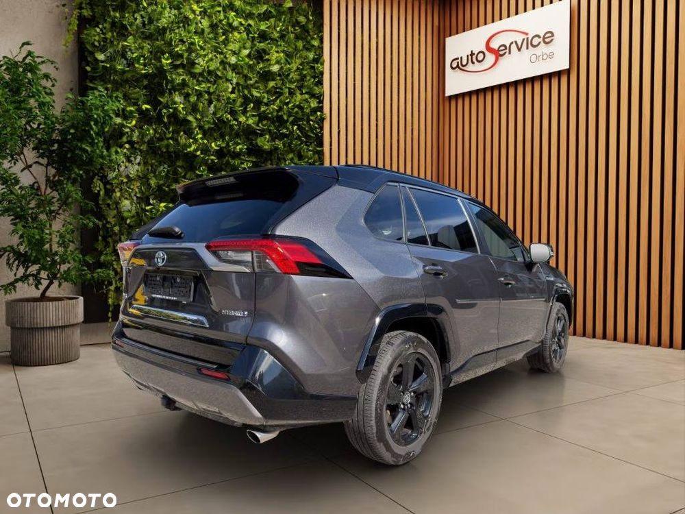 Toyota RAV4 - 5