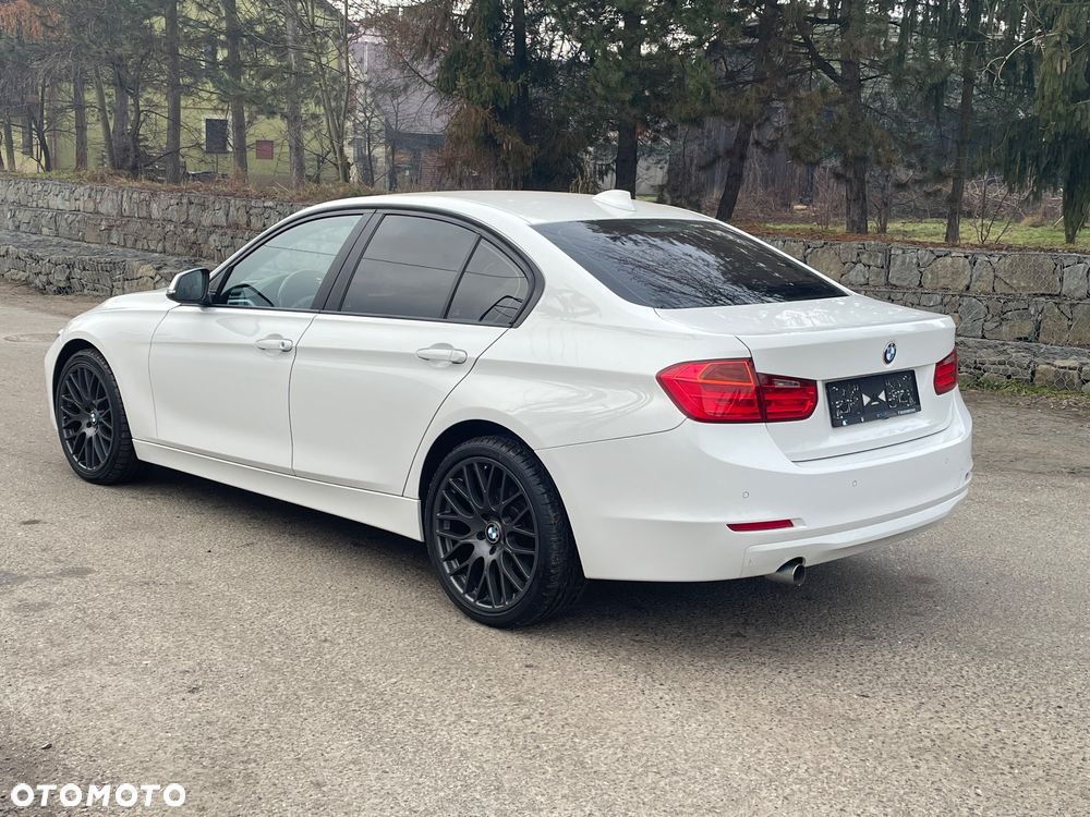 BMW Seria 3 316d Edition Luxury Line Purity - 11