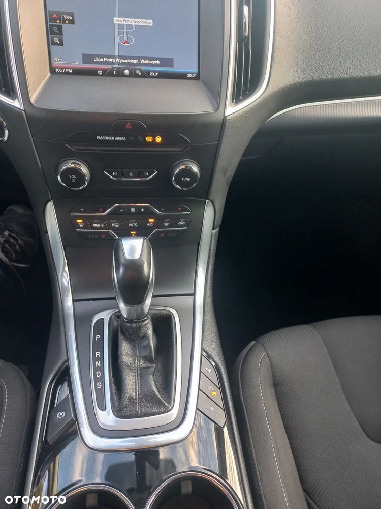 Ford S-Max - 21