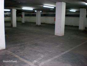 Estacionamento - centro Viseu, próximo Câmara e Rossio - Grande imagem: 2/11