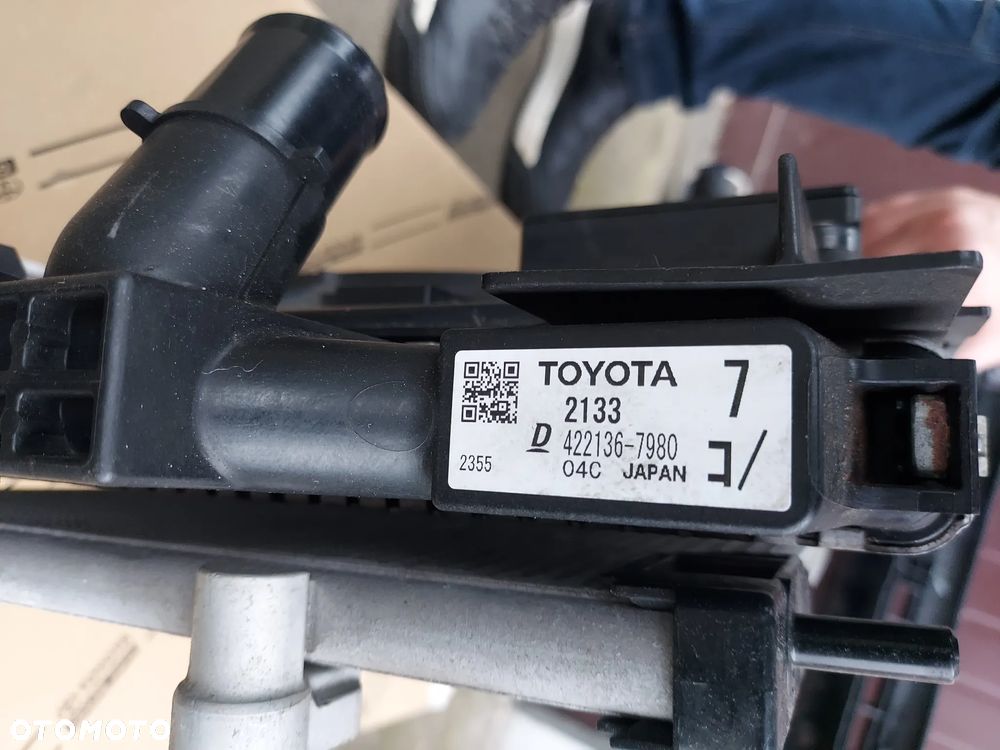 Toyota Yaris III 17- Hybrid Komplet Chłodnic Wentylator Oryginał - 5