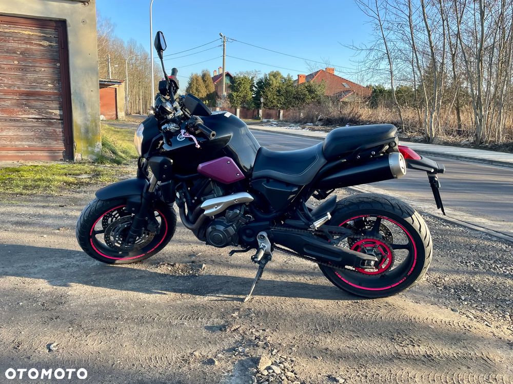 Yamaha MT - 1
