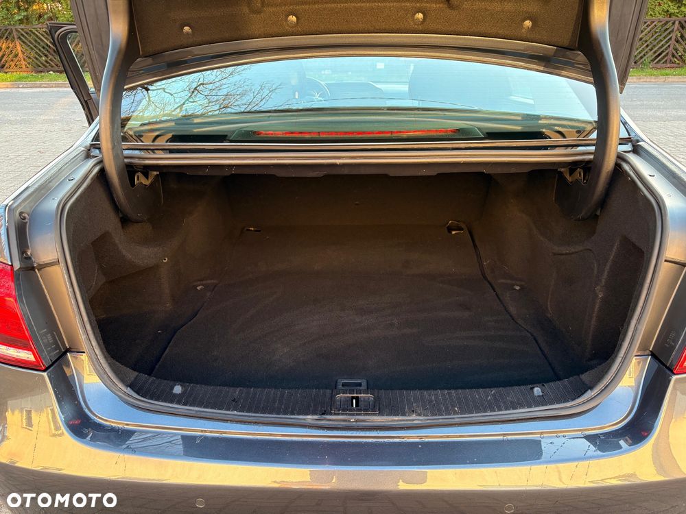 Mercedes-Benz Klasa E 200 BlueTEC 7G-TRONIC Edition - 12