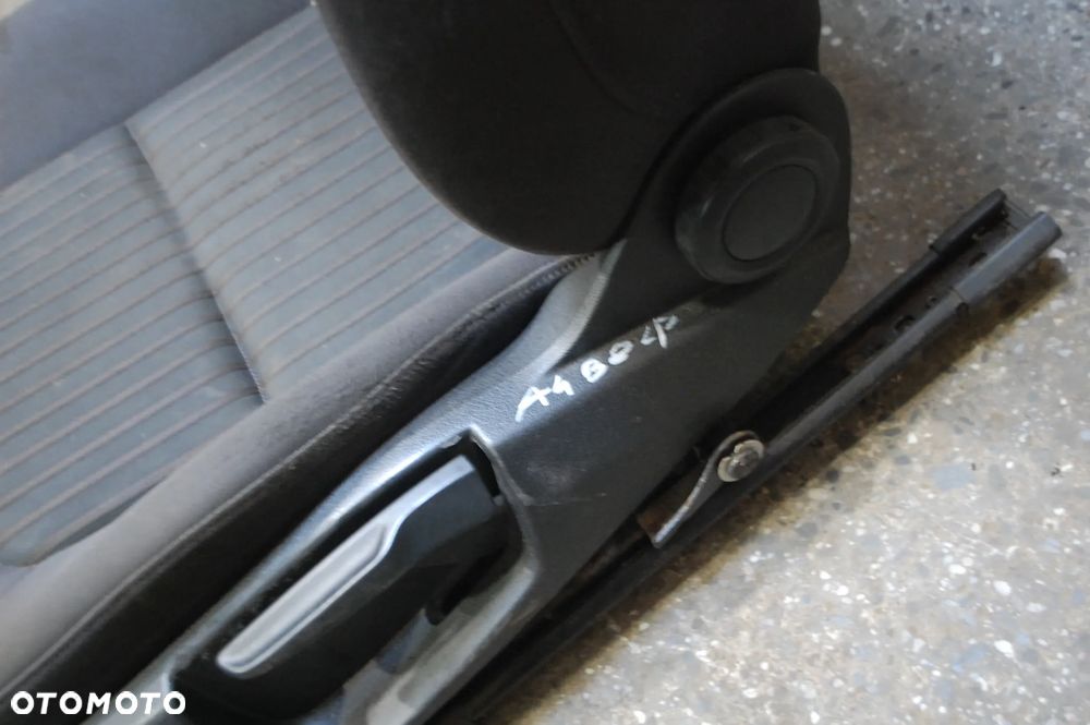 FOTEL LEWY PRZÓD PRZEDNI KIEROWCY AUDI A4 B8 - 4
