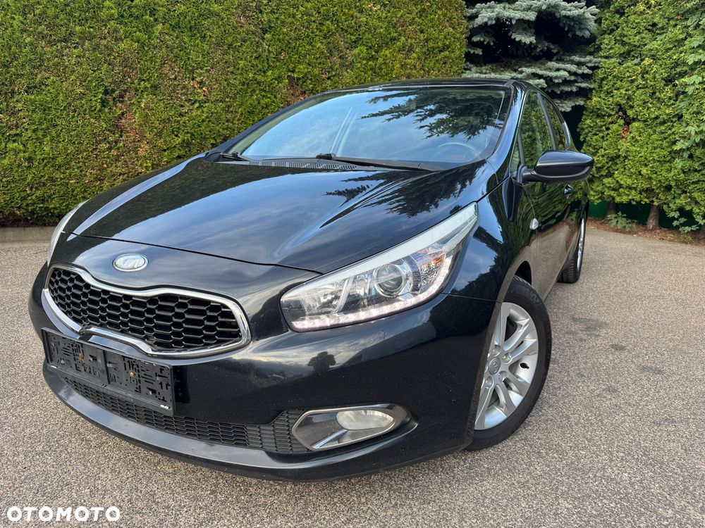 Kia Ceed 1.4 CRDi 90 ISG Spirit - 2