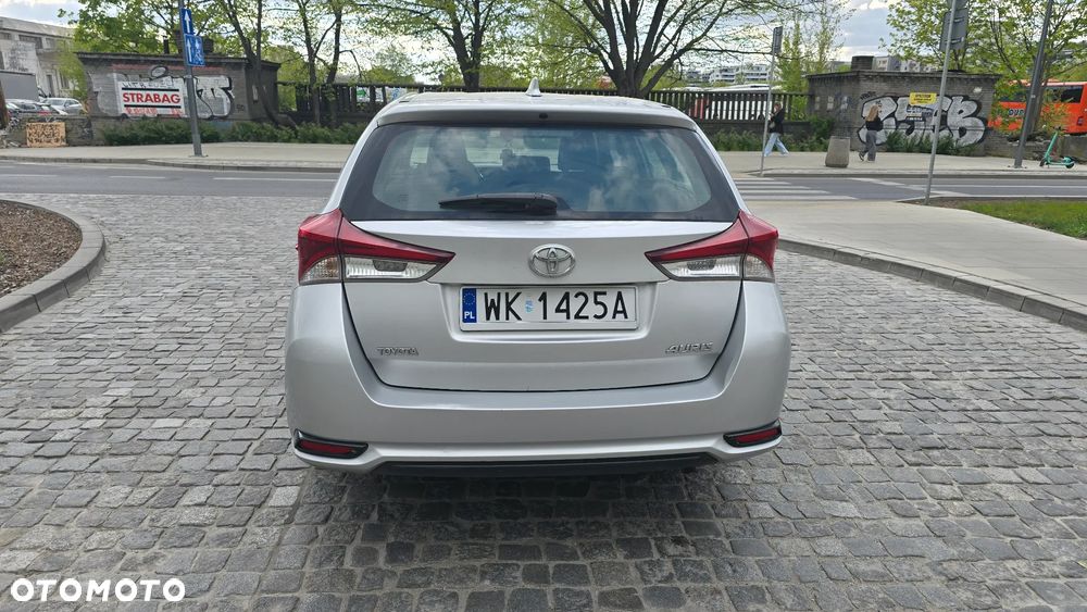 Toyota Auris 1.4 D-4D Active - 7
