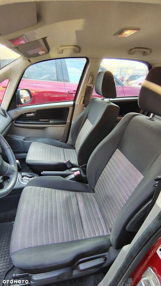 Suzuki SX4 1.6 Premium - 21