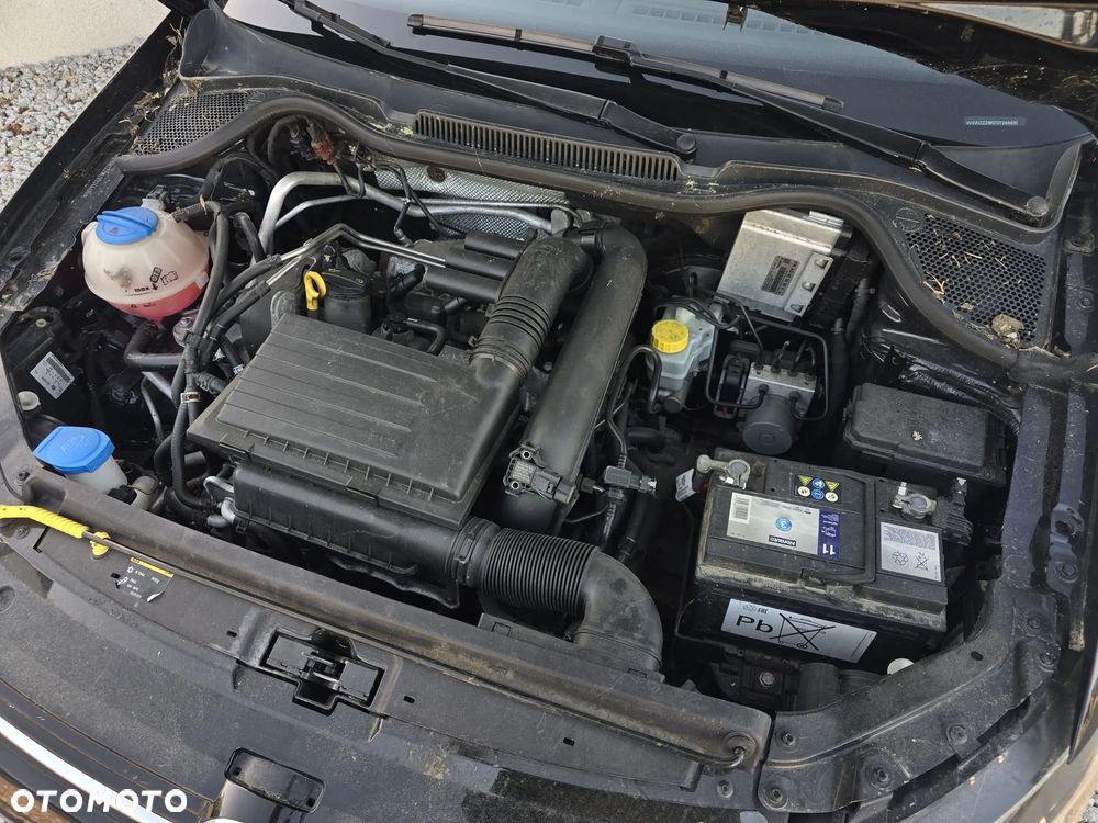 Volkswagen Polo - 12