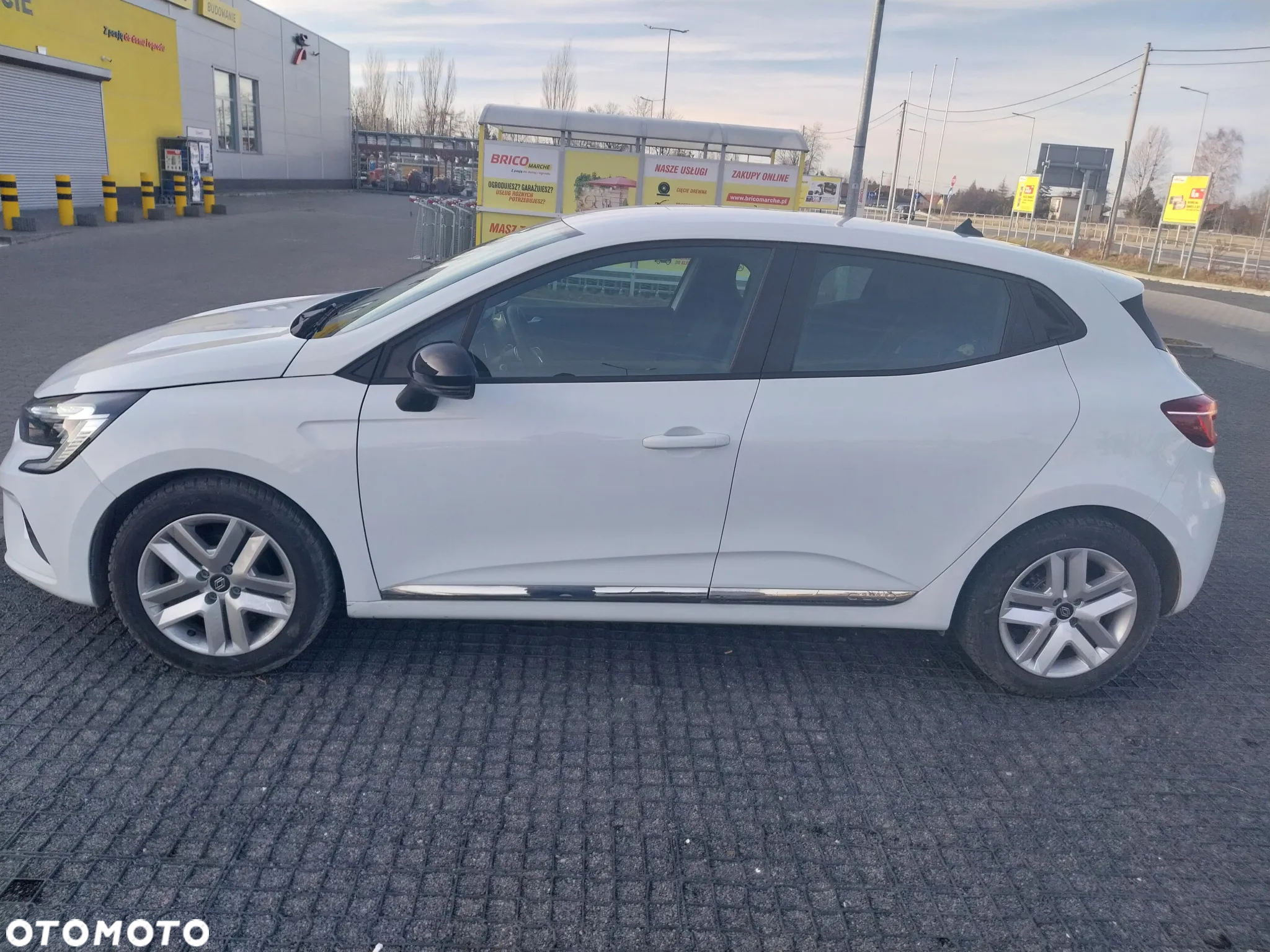 Renault Clio - 8