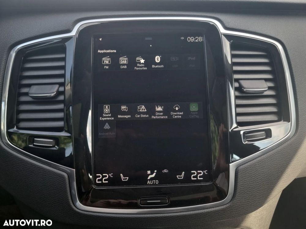 VOLVO XC90 2022 — imagine 19