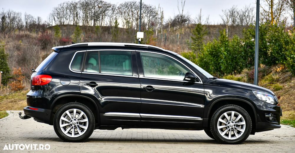 Volkswagen Tiguan 2.0 TDI DPF BlueMotion Technology Exclusive - 5