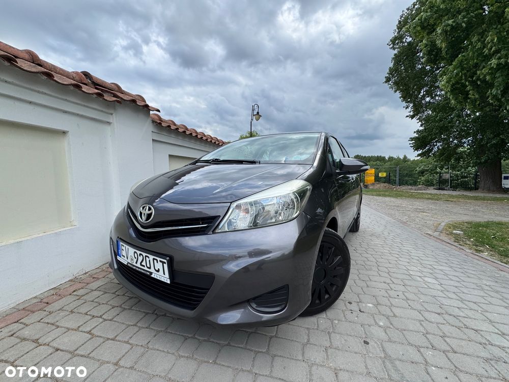Toyota Yaris - 2