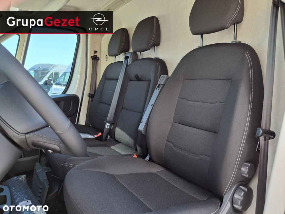 Opel Movano - 11