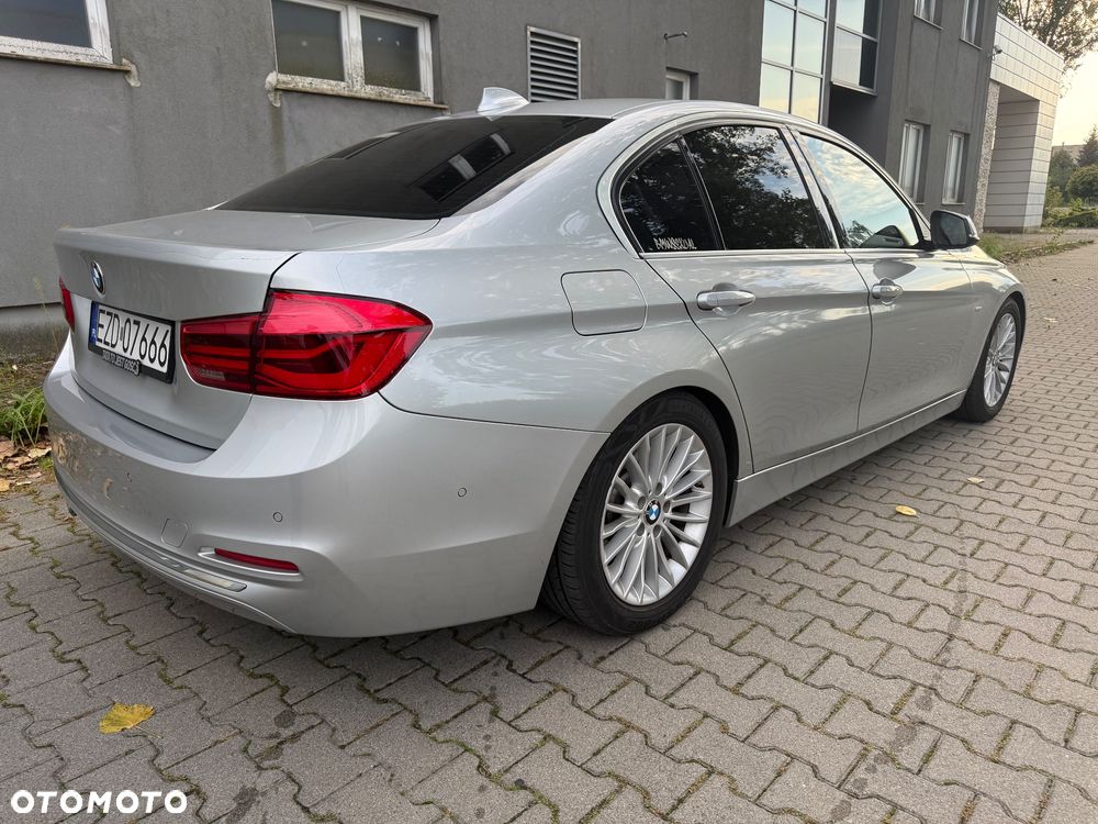 BMW Seria 3 320d Luxury Line - 3