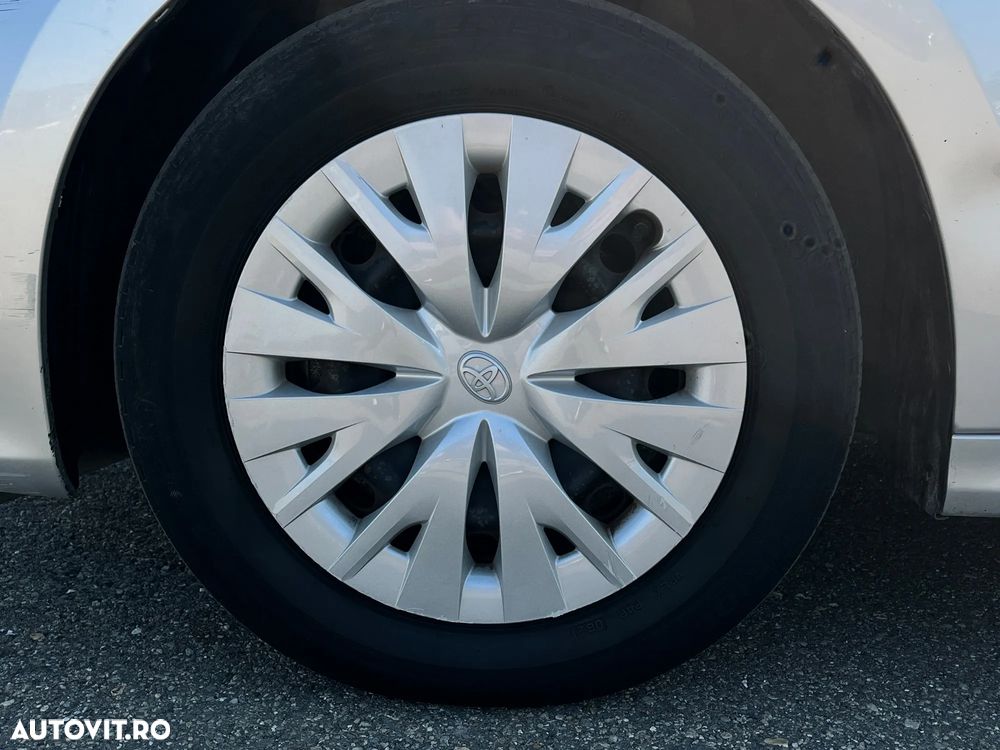 Toyota Yaris - 25