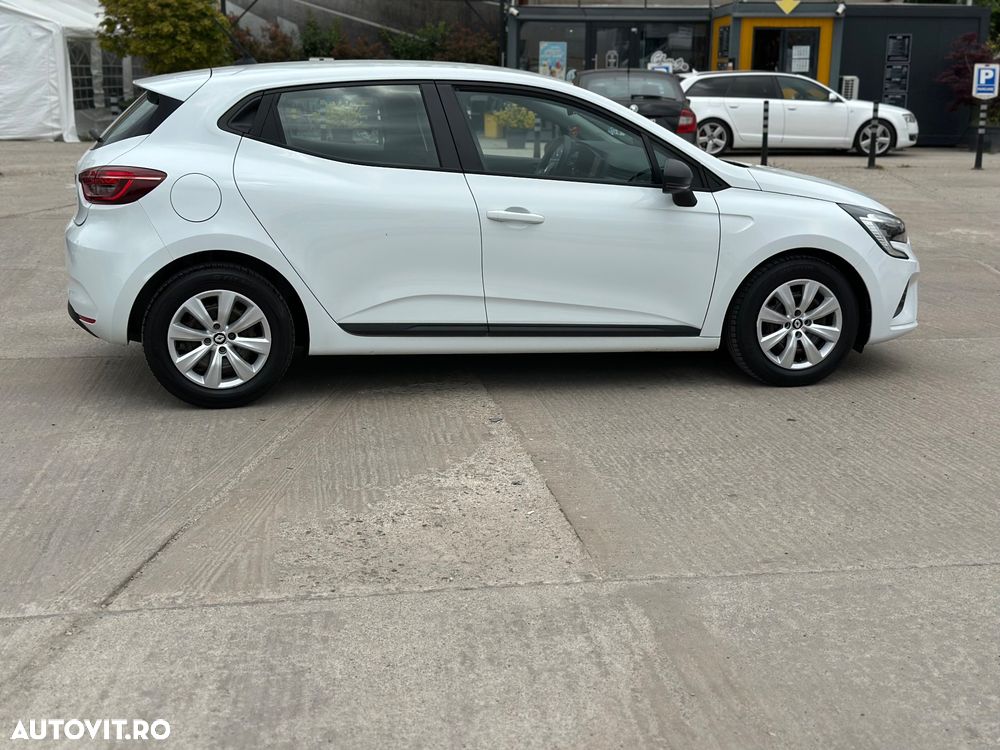 Renault Clio - 6