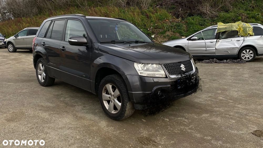 Suzuki Grand Vitara 2.4 Premium - 3
