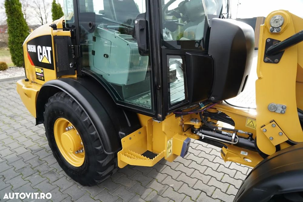 Cat 906M / ÎNCĂRCĂTOR PE ROȚI / 2019 / CUPĂ CU FALCI / - 21